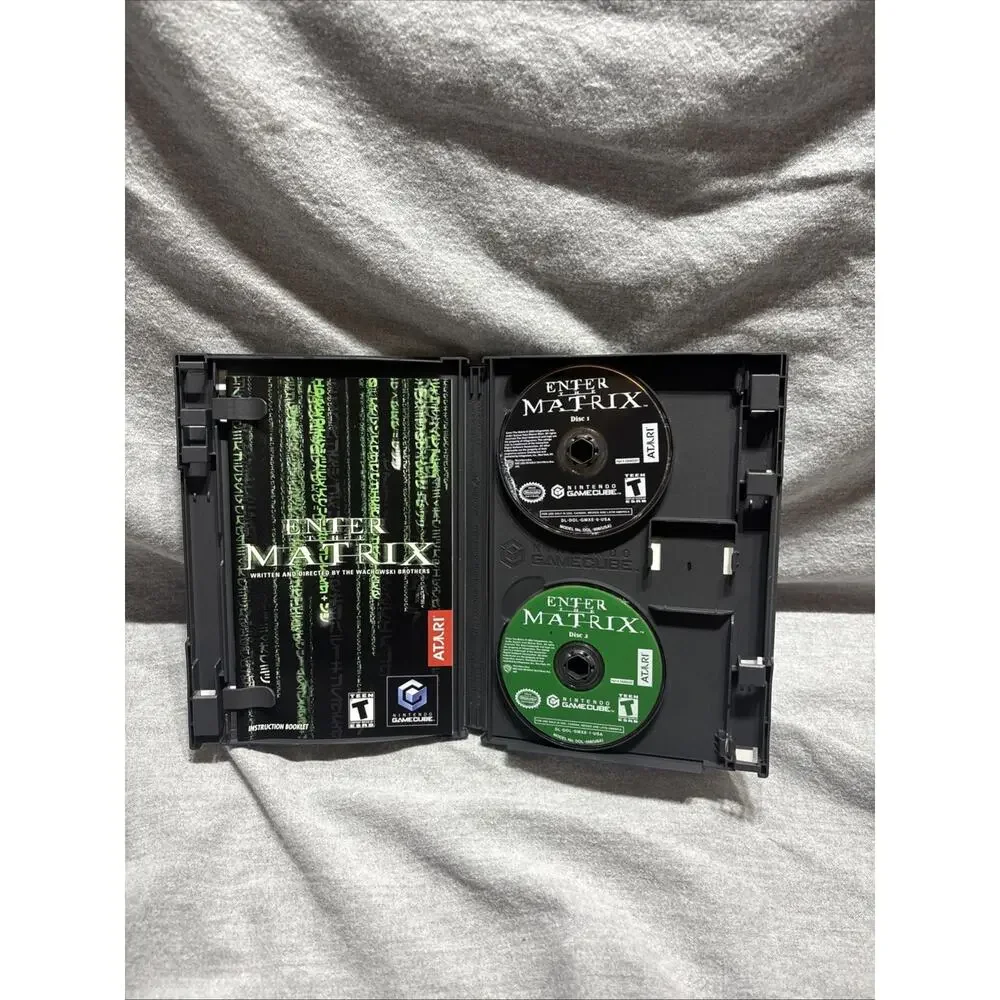 Atari Enter the Matrix Nintendo GameCube 2-Disc Video Game with Manual CIB